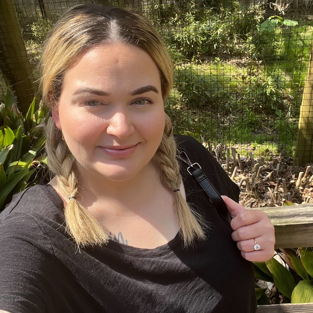 Meet your Posher, Ashli